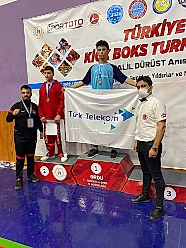 Türkiye Kick Boks Turnuvasında 3 Madalya gorseli