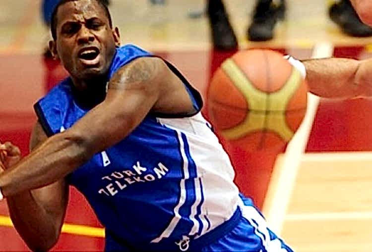 Ali Karadeniz (Michael Wright) hayatını kaybetti gorseli