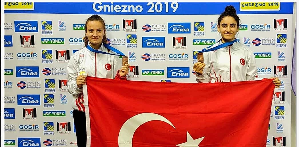 Cansu Erçetin  ve Yasemen Bektaş Avrupa üçüncüsü gorseli