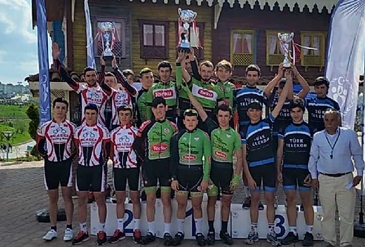 Sivaslı bisikletçiler Türkiye üçüncüsü gorseli